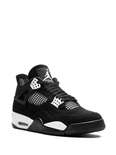 Nike Air Jordan 4 Retro ‘White Thunder’