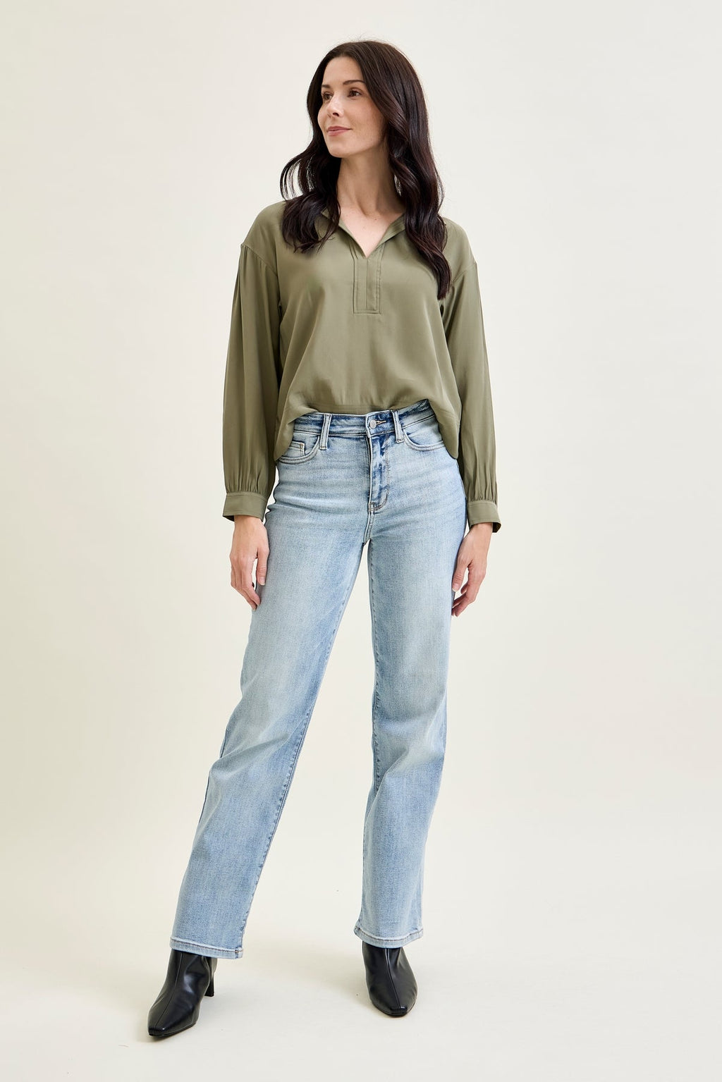 Kimberly Light Wash Straight Leg Jeans