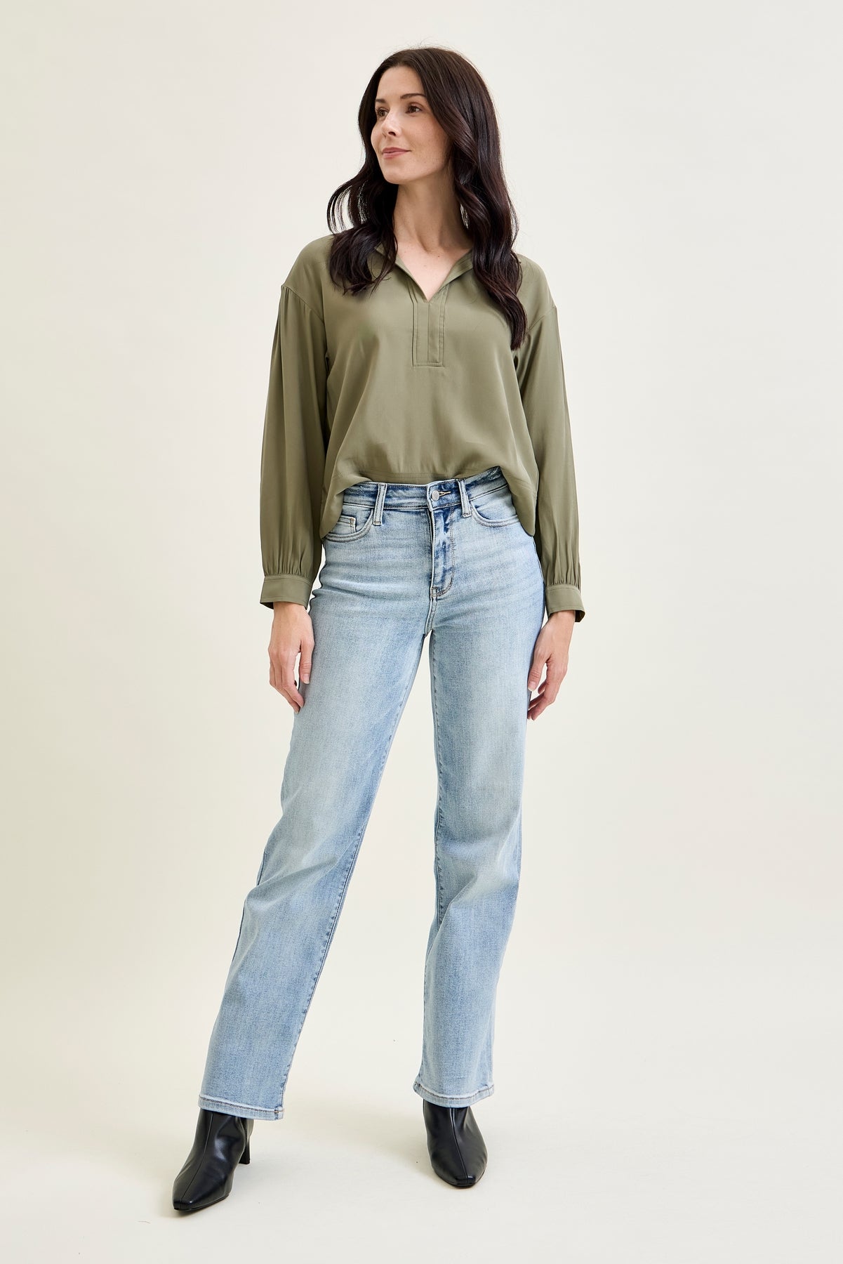 Kimberly Light Wash Straight Leg Jeans