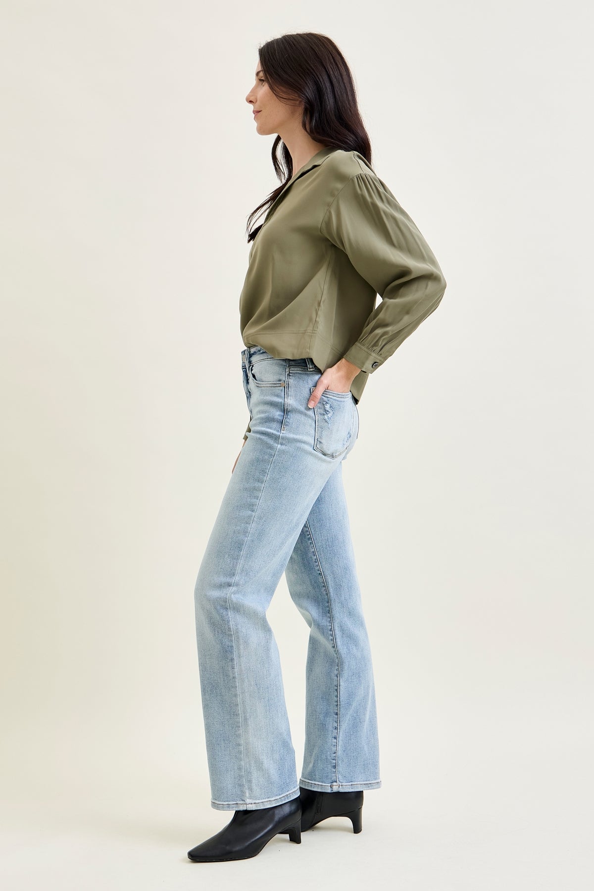Kimberly Light Wash Straight Leg Jeans