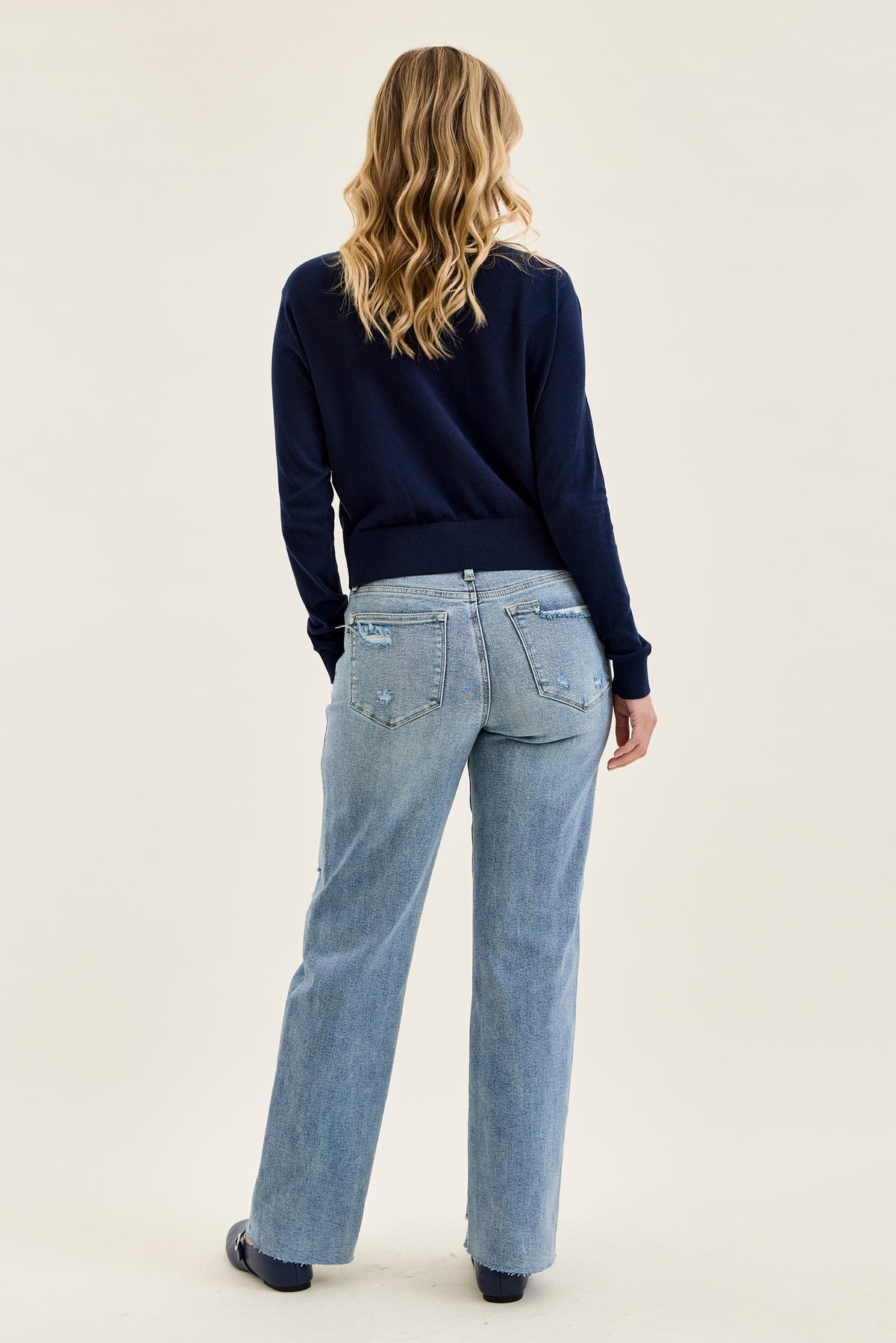 Brenda Retro 90's Destructed Straight Fit